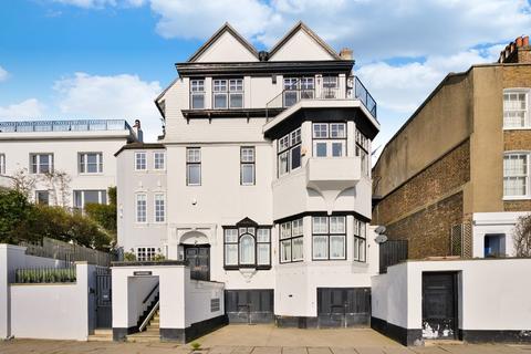 7 bedroom semi-detached house for sale, Chiswick Mall, London, W4