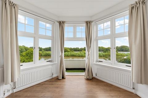 7 bedroom semi-detached house for sale, Chiswick Mall, London, W4