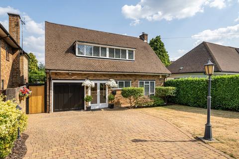 3 bedroom detached house for sale, Nightingale Way, Denham