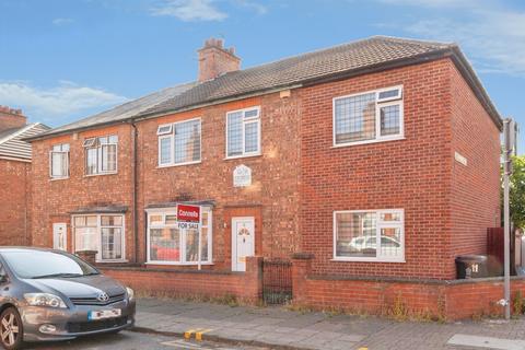 4 bedroom semi-detached house for sale, Kedleston Road, Leicester