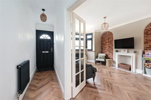 3 bedroom detached house for sale, Guildford Street, Surrey TW18