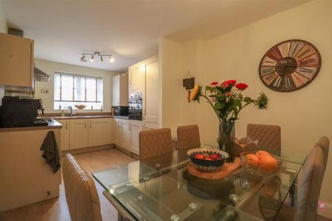 4 bedroom semi-detached house for sale, Redwood Lane, Mosborough, Sheffield, S20