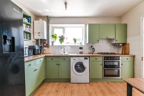4 bedroom terraced house for sale, Barr Road, Gravesend, Kent, DA12