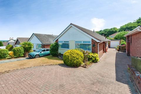 2 bedroom detached bungalow for sale, Cambridge Gardens, Helsby, Frodsham