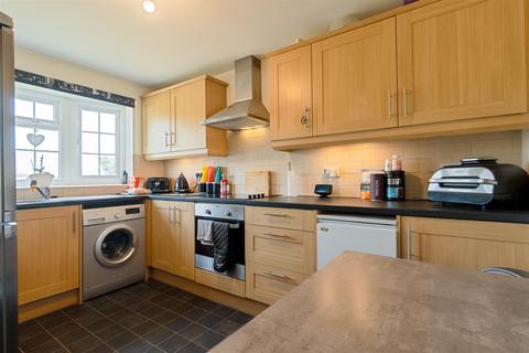 3 bedroom semi-detached house for sale, Nelson Road, Wouldham