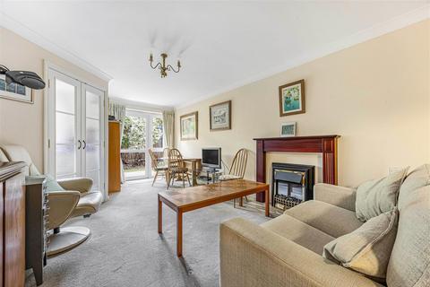 undefined, Warwick Road, Reading
