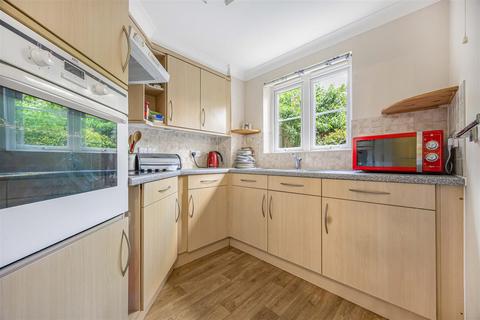 undefined, Warwick Road, Reading