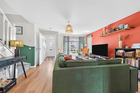 3 bedroom semi-detached house for sale, Sandstone Crescent, Thornliebank, Glasgow, Glasgow City, G46