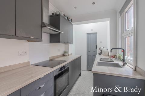 2 bedroom terraced house for sale, Silver Road, Norwich