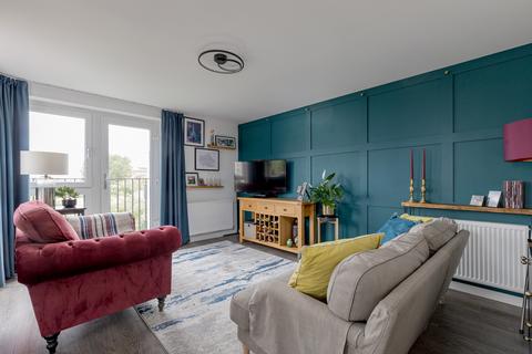 2 bedroom flat for sale, Flat 9, 2, Wintermill Square, Edinburgh, EH6 5QP