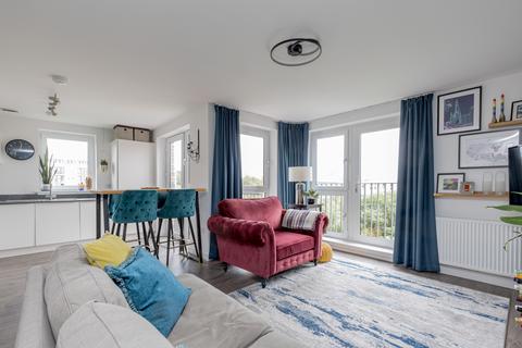 2 bedroom flat for sale, Flat 9, 2, Wintermill Square, Edinburgh, EH6 5QP