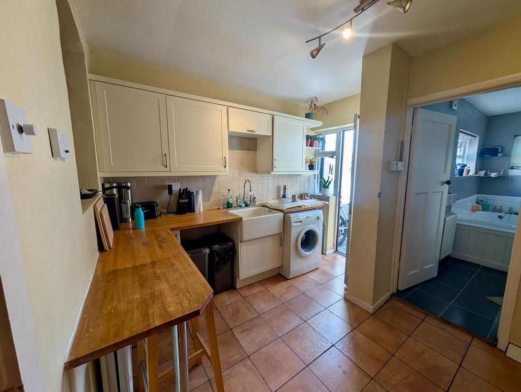 House in Cambridge, Romsey - View 4