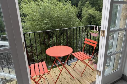 2 bedroom townhouse for sale, Wharf Street, Sowerby Bridge HX6