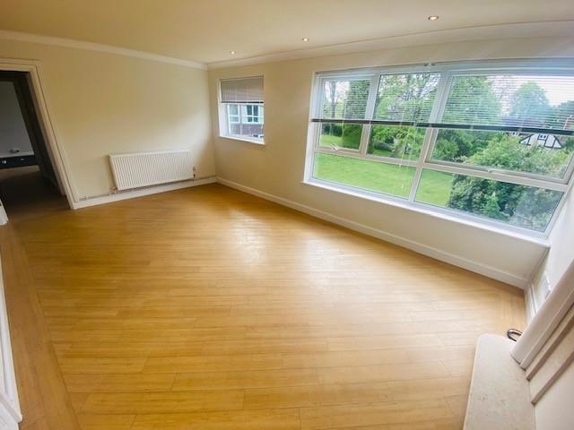 Apartment in Sutton Coldfield, Maney - View 2