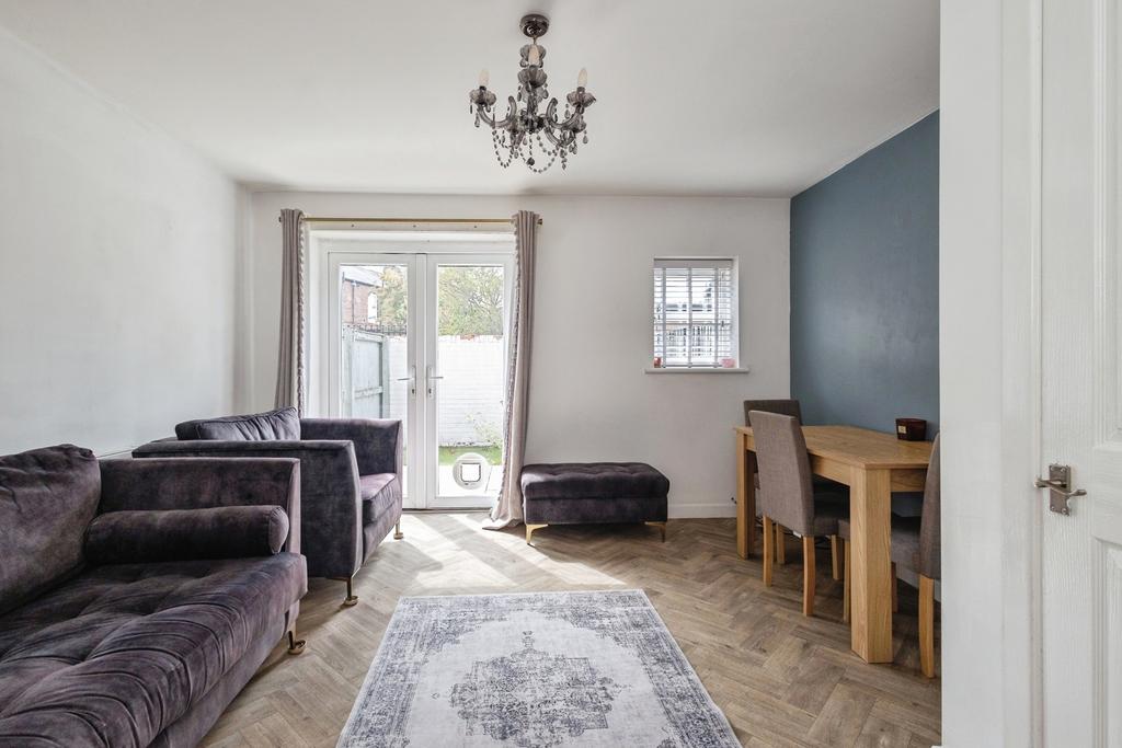 House in Stockport, Greater Manchester - View 4