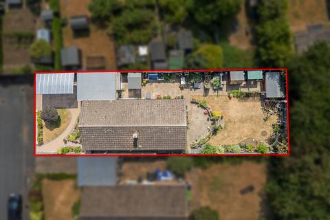 3 bedroom detached bungalow for sale, Fern Dale Close, Geddington NN14