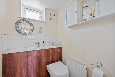 3 bedroom detached bungalow for sale, Fern Dale Close, Geddington NN14