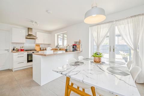 4 bedroom detached house for sale, Clos Yr Onnen, Capel Llanilltern, Cardiff
