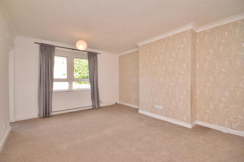 Apartment in Glasgow, Sandyhills - View 3