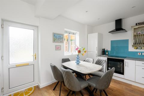 4 bedroom semi-detached house for sale, Little Avenue, Clifton, York, YO30 6JG