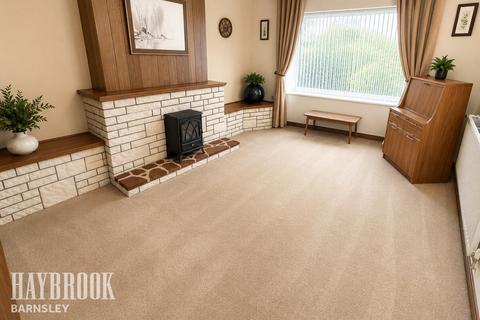 2 bedroom detached bungalow for sale, Park Avenue, Royston