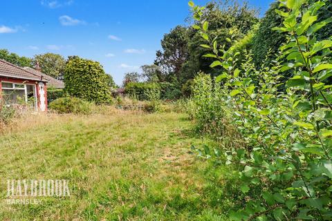 2 bedroom detached bungalow for sale, Park Avenue, Royston