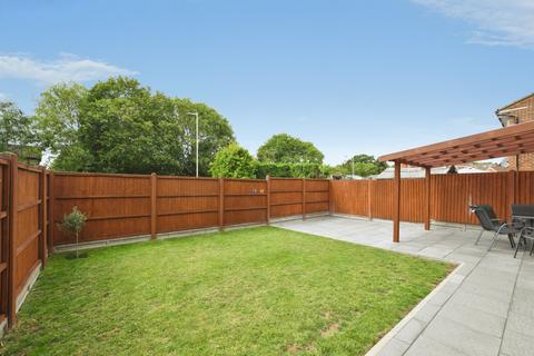 2 bedroom maisonette for sale, Perram Close, Broxbourne