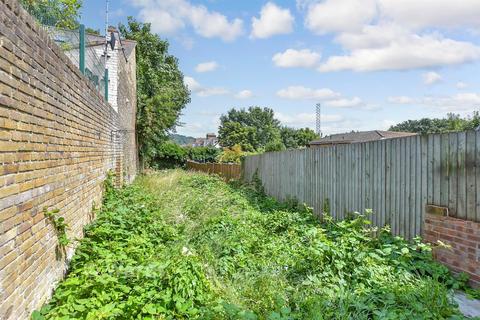 2 bedroom end of terrace house for sale, Widred Road, Dover, Kent