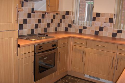 2 bedroom apartment to rent, Fenview Court, CB4
