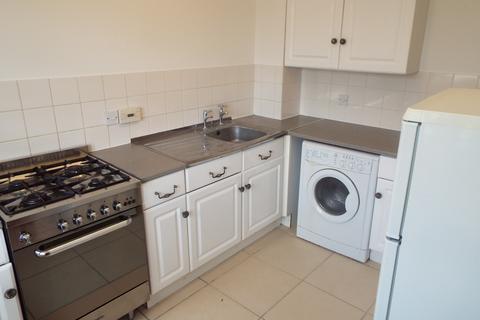 2 bedroom apartment to rent, Russell Quay, Gravesend, DA11