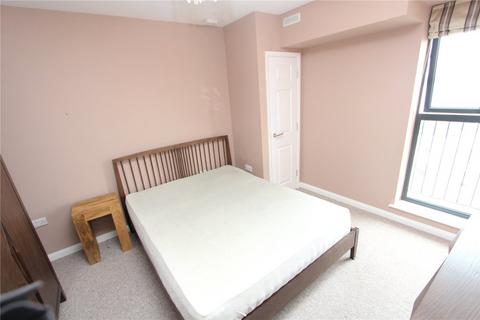 2 bedroom flat to rent, Clarendon Court, Gravesend DA12