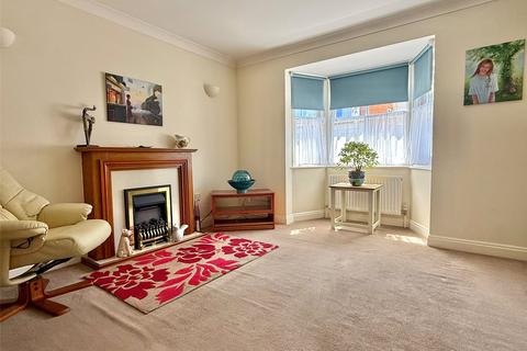 2 bedroom apartment for sale, High Street, Milford on Sea, Lymington, Hampshire, SO41