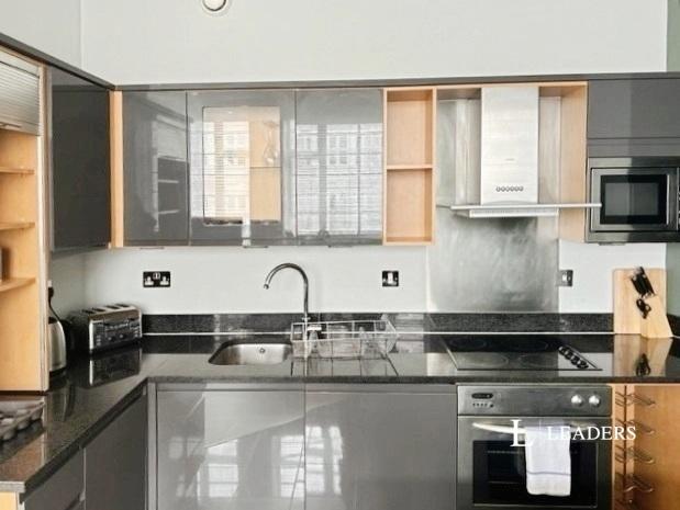 Apartment in Brighton, Round Hill - View 3