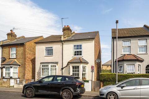 Wood Street, Mitcham CR4