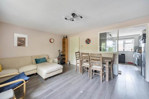 2 bedroom flat for sale, Pound Road, Kings Worthy, SO23