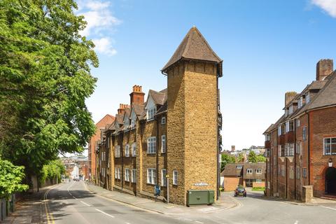 2 bedroom flat for sale, Portsmouth Road, Guildford, Surrey, GU2