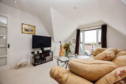 2 bedroom penthouse for sale, Sydenham Road, Guildford GU1