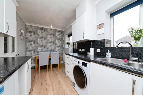 2 bedroom terraced house for sale, 38th Avenue, HULL