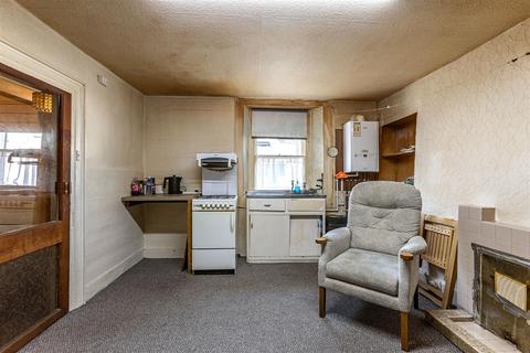 2 bedroom end of terrace house for sale, 12 The Row, Lauder