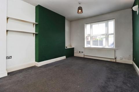 2 bedroom end of terrace house for sale, Balfour Street, Kettering