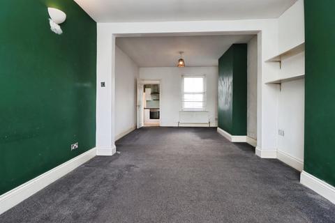 2 bedroom end of terrace house for sale, Balfour Street, Kettering