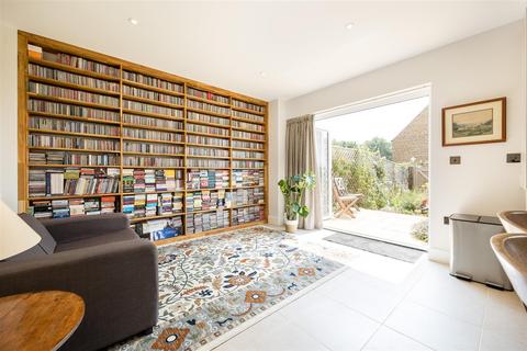 3 bedroom terraced house for sale, Fardon Way, Deddington