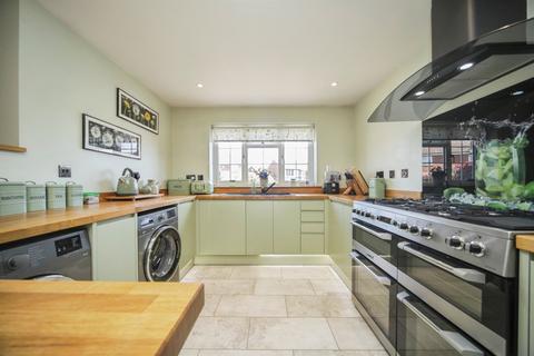3 bedroom detached house for sale, Kipling Way, Stowmarket