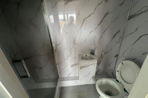 5 bedroom townhouse to rent, East Ham, E6