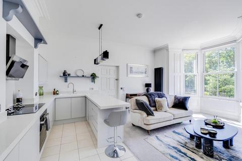 undefined, Apt. 1 Alexandra House, Beach Road, Penarth, CF64 1FN