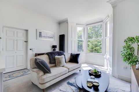 undefined, Apt. 1 Alexandra House, Beach Road, Penarth, CF64 1FN