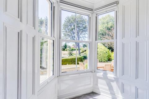 undefined, Apt. 1 Alexandra House, Beach Road, Penarth, CF64 1FN