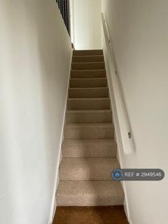 2 bedroom maisonette to rent, Queens Road, Royston, SG8