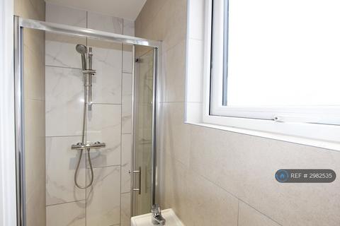 Studio to rent, Torridon Road, London, SE6