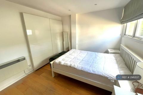 1 bedroom flat to rent, High St, Borehamwood, WD6
